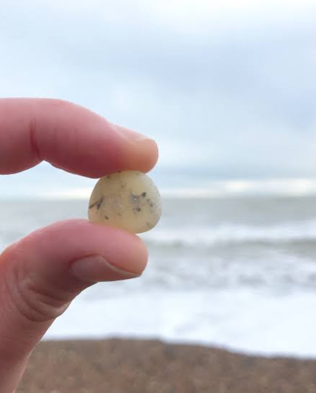 Paxstony Stones: Introducing & Discovering the Beauty of Beach Stones